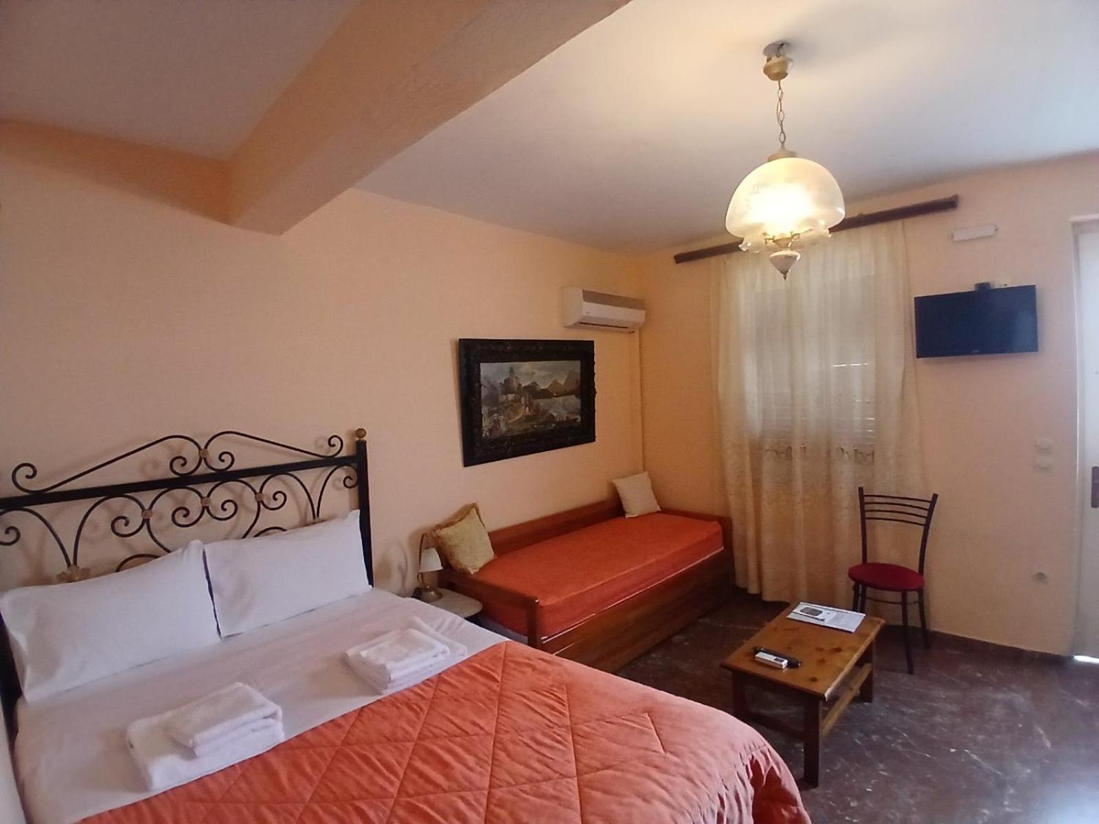 Pension Eleni Nafplio Eksteriør billede
